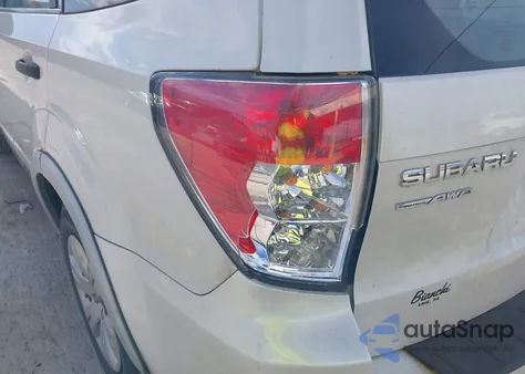 2010 Subaru Forester 2.5X из США, поврежденный, VIN JF2SH6AC3AH715629